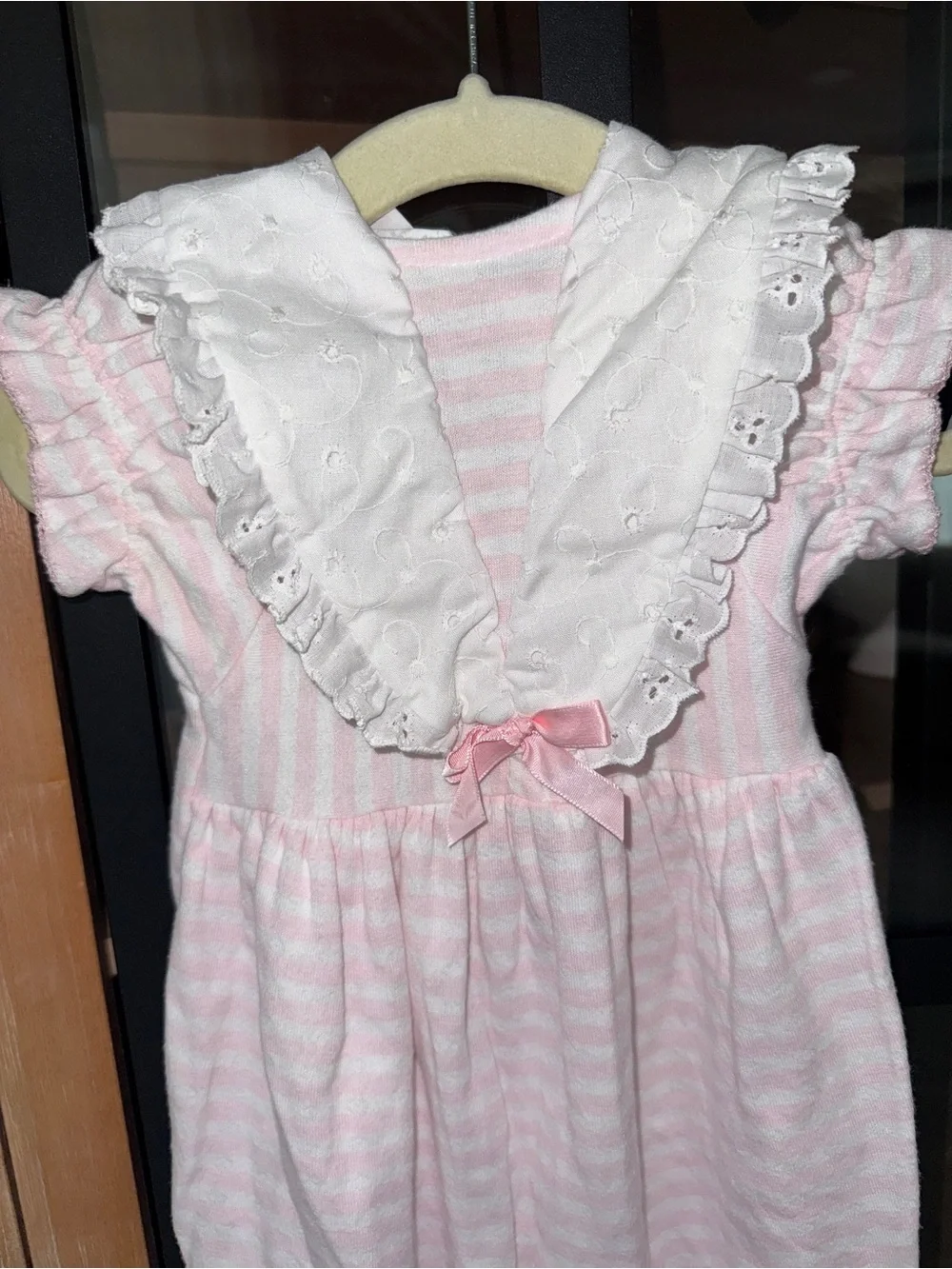 Vintage 80s Carter’s romper coverall short sleeve ruffle collar eyelet baby girl